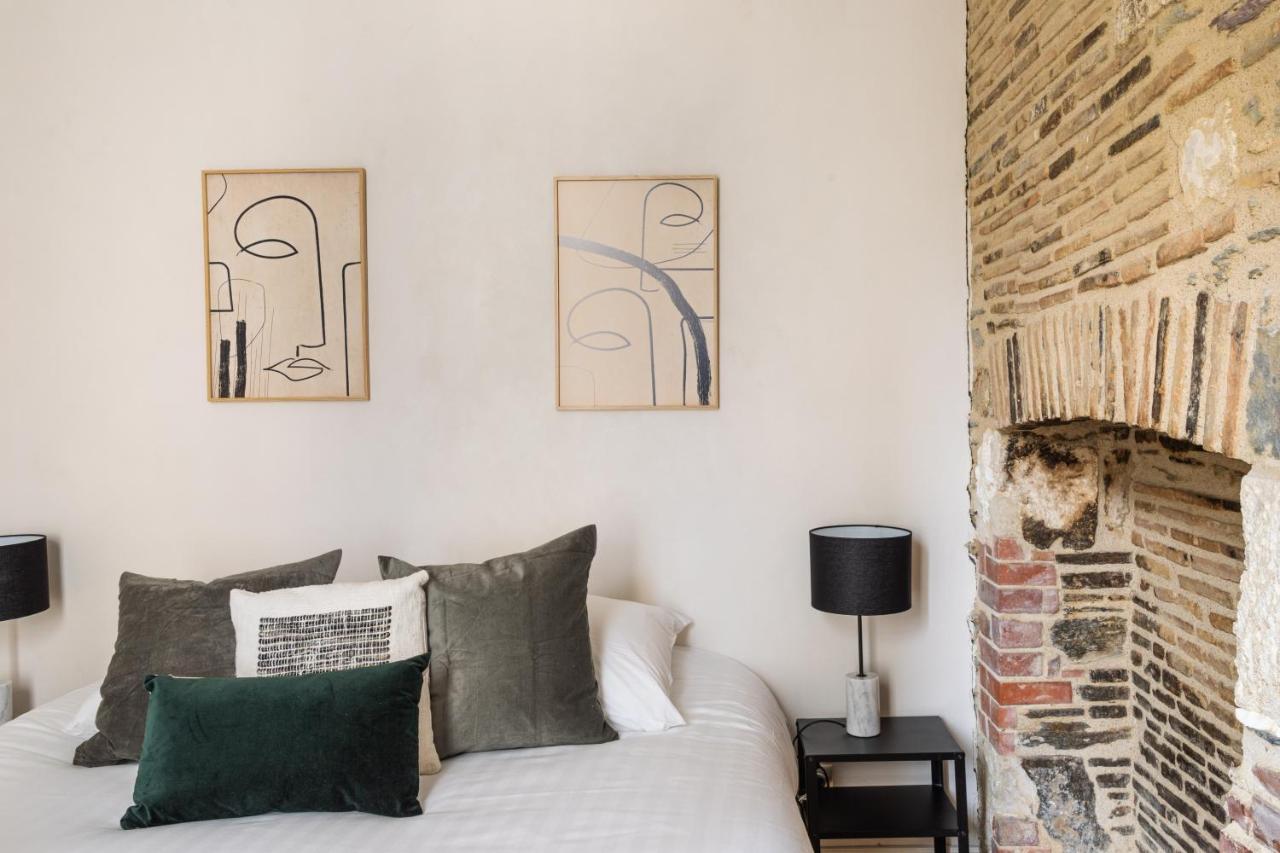 La Tourelle & L'Honore - 2 Appartements Dans Le Centre Historique De Ρεν Εξωτερικό φωτογραφία